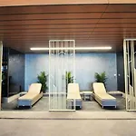 Casa vacanze Gorgeous Corner Deluxe 1bd Condopoolviews! #133 *
