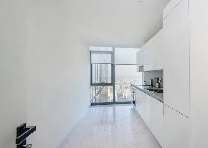 Gorgeous Corner Deluxe 1bd Condopoolviews! #133