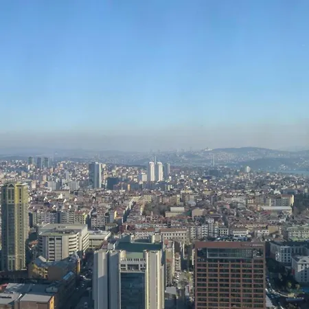 Vakantiehuis Gorgeous Corner Deluxe 1bd Condopoolviews! #133